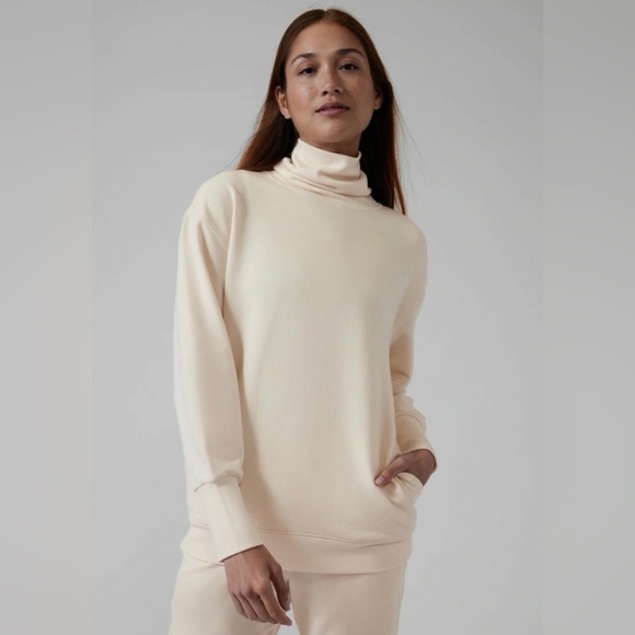 Athleta Balance Cinch Turtleneck Sweatshirt, Chantilly Cream SIZE XL - Picture 11 of 12